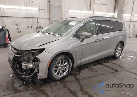 2020 Chrysler Voyager Lxi из США, поврежденный, VIN 2C4RC1DG3LR157110